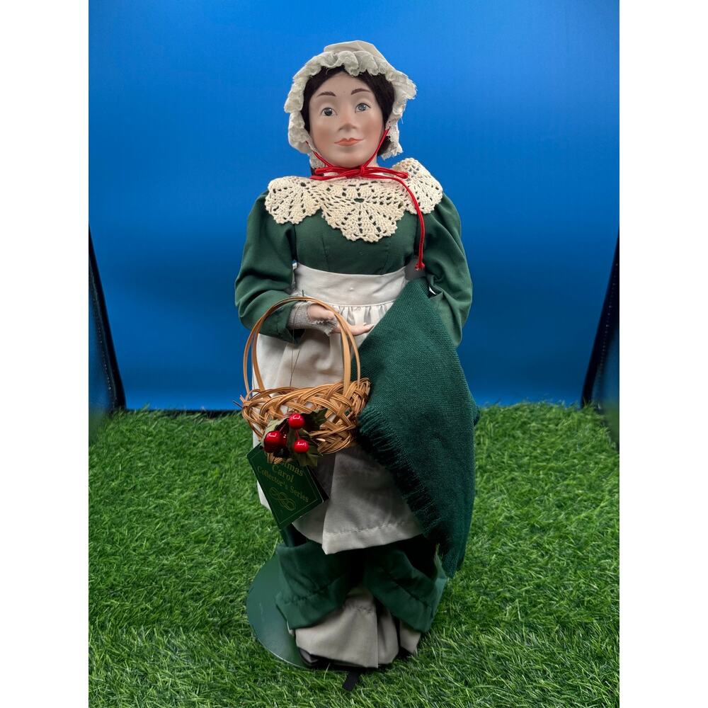 Vintage Dept 56 A Christmas Carol Collector's Series - Mrs. Cratchit Figure